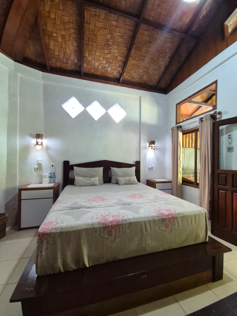 Sam's Bungalows Family Room